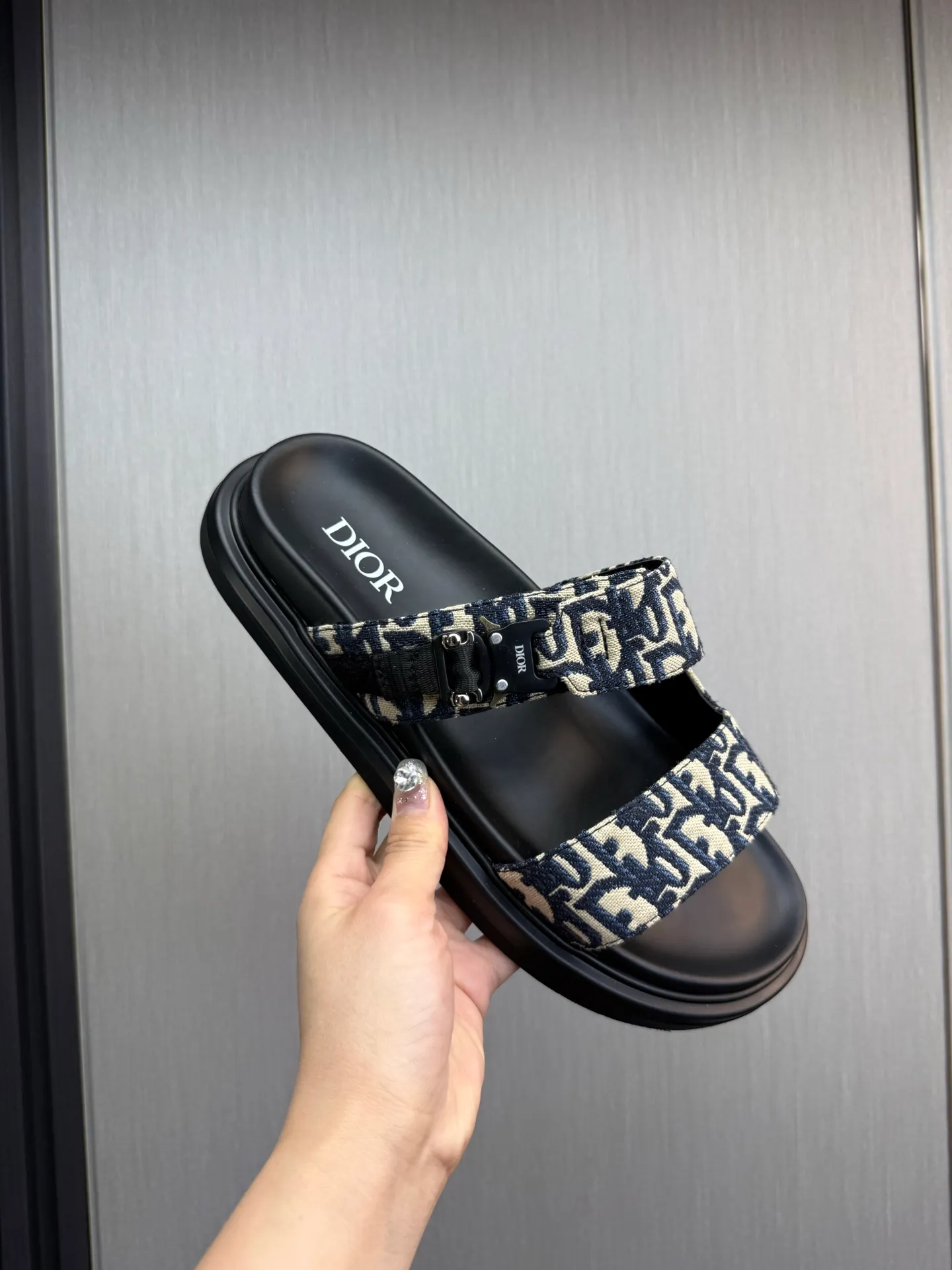 Men's shoes 300💰 Dior. Men's slippers🩴 Official website 1:1 production 38-45 size 45 46 🉑️Customized original material shipped✅